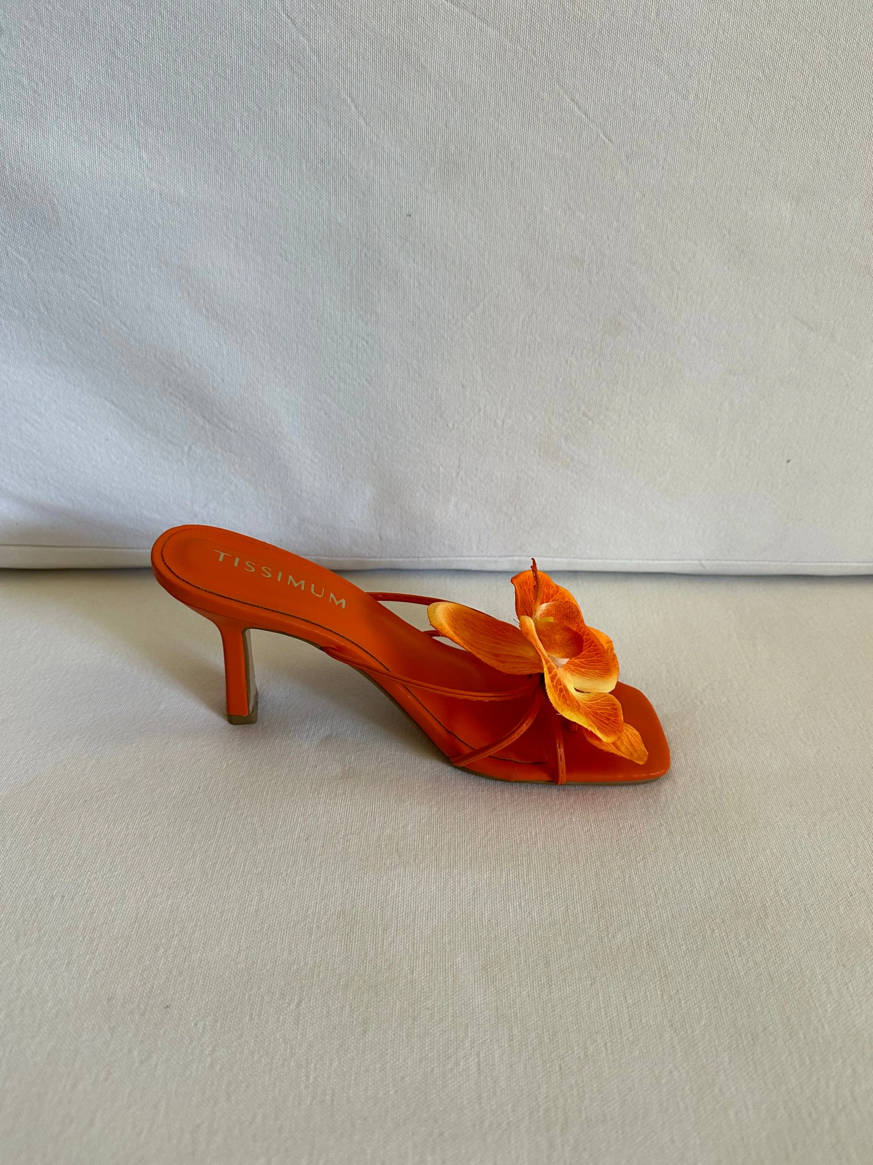 Orquídea Heels Naranja